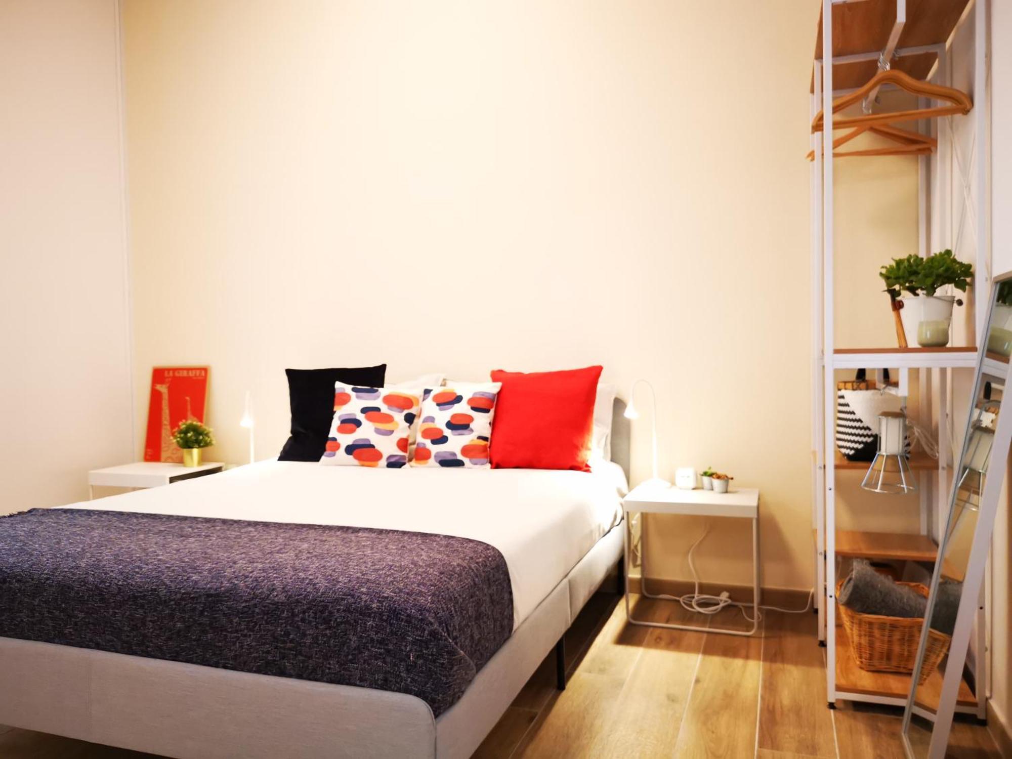 Spacious Apartment 50 Meters From The Metro Mediolan Pokój zdjęcie