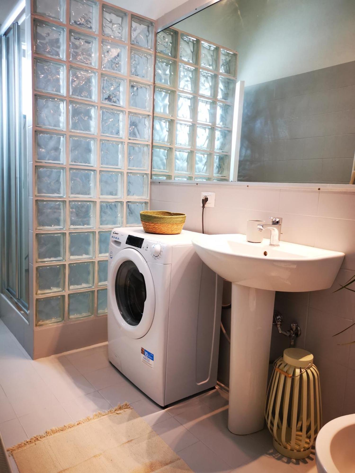 Spacious Apartment 50 Meters From The Metro Mediolan Zewnętrze zdjęcie