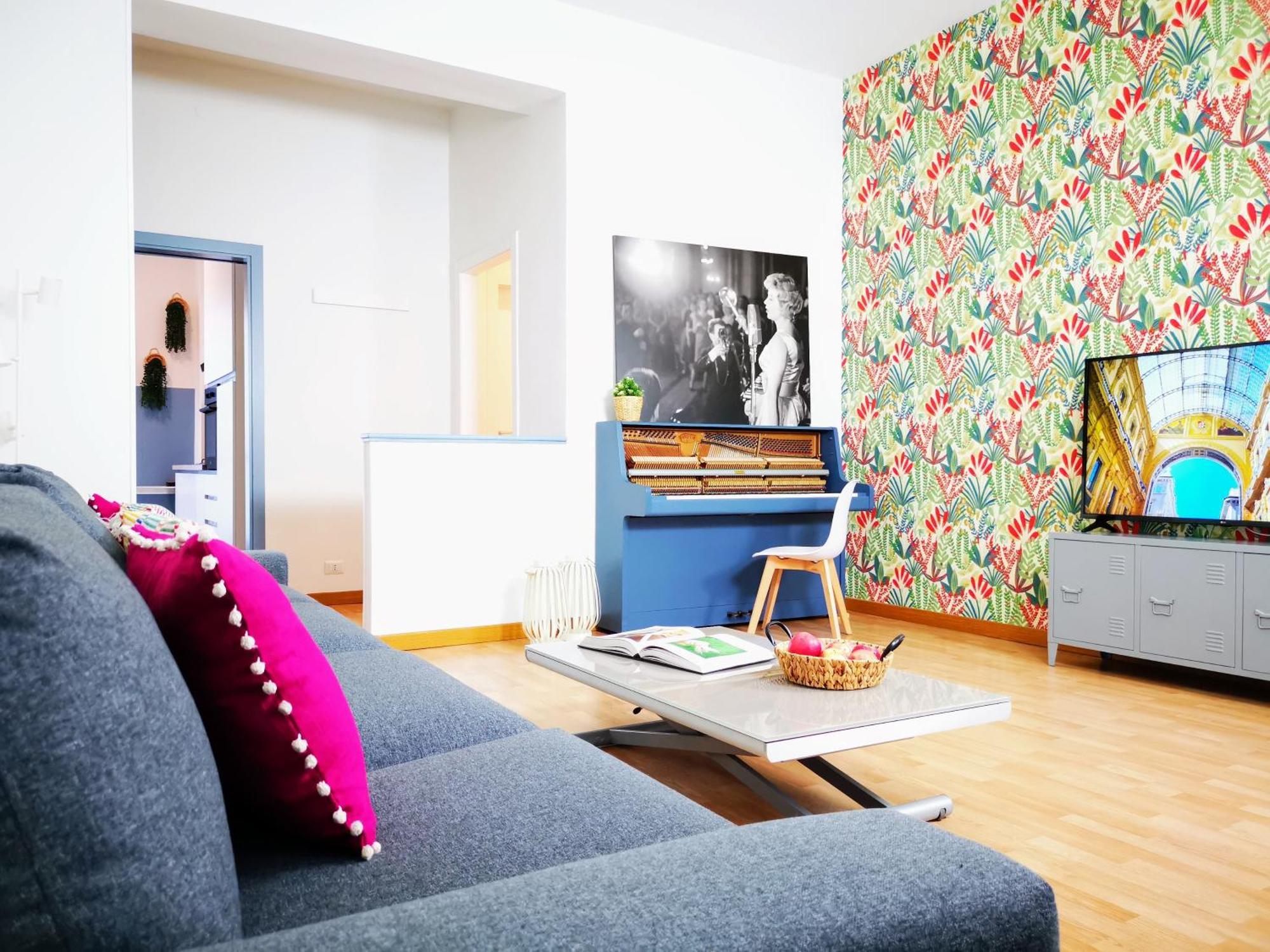 Spacious Apartment 50 Meters From The Metro Mediolan Zewnętrze zdjęcie
