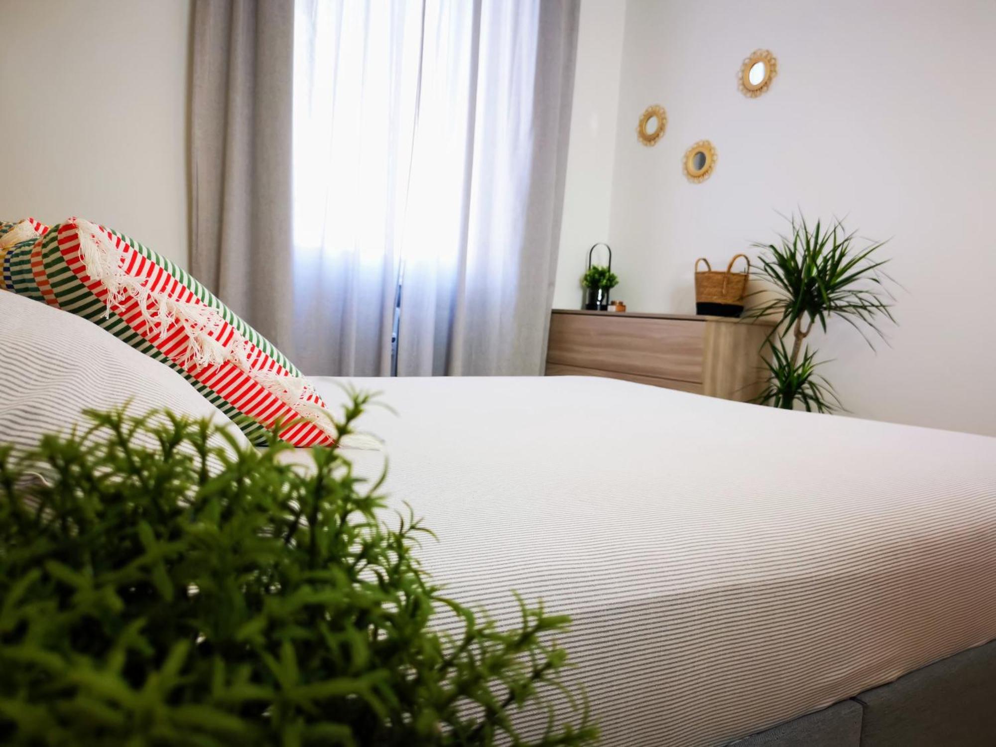 Spacious Apartment 50 Meters From The Metro Mediolan Zewnętrze zdjęcie